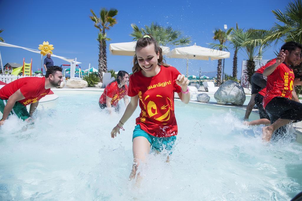 Hotel Doge Alba Adriatica Ngoại thất bức ảnh
