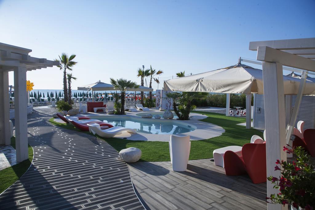 Hotel Doge Alba Adriatica Ngoại thất bức ảnh