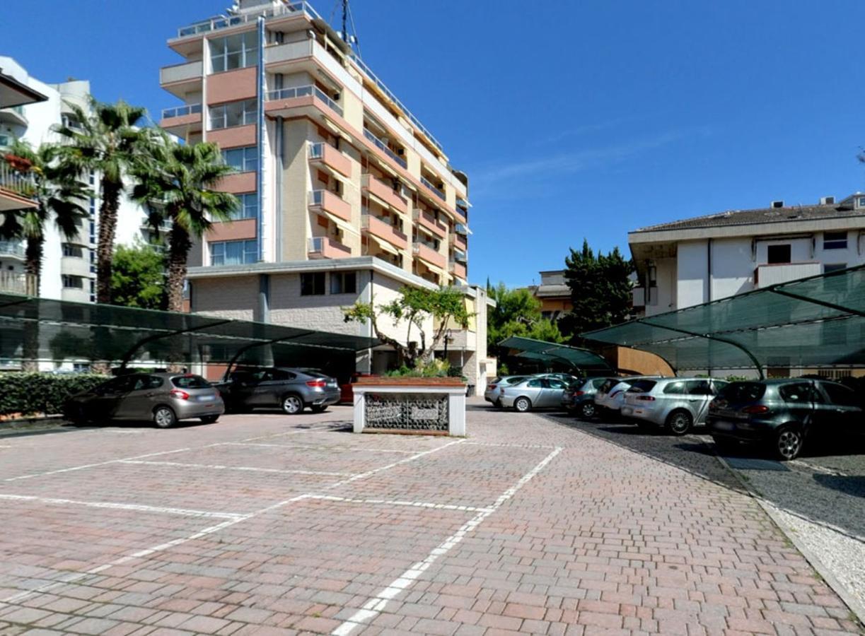Hotel Doge Alba Adriatica Ngoại thất bức ảnh